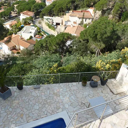 Willa Lloret De Mar, Casa Arjane *
